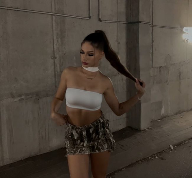 Zoe K. Daniela Models Group & EVENTS