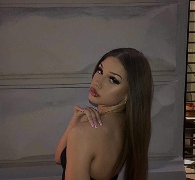 Zoe K. Daniela Models Group & EVENTS